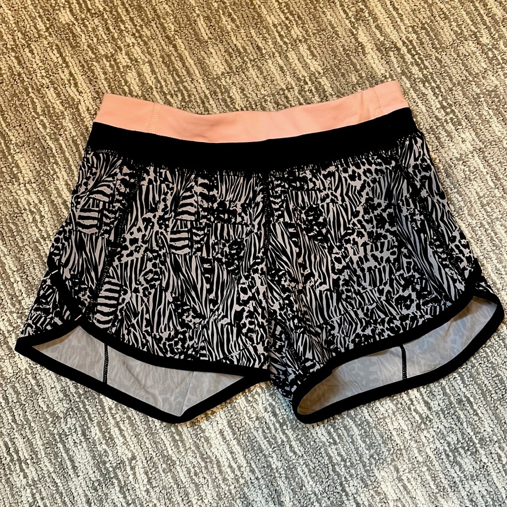 ivivva by lululemon girls patterned athletic shorts
